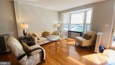 46814 Lawnes Creek Terrace, Sterling, VA 20165 - photo 4