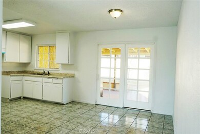 9801 Whitewood Ct, Fontana, CA 92335 - photo 7