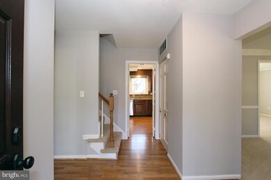 13708 N Gate Dr, Silver Spring, MD 20906 - photo 3