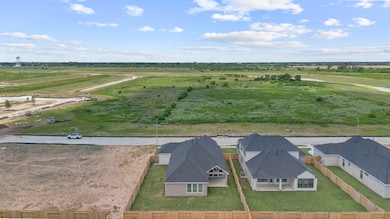 112 Black Hickory Dr, Waller, TX 77484 - photo 5