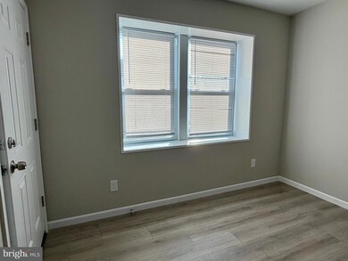 1727 Dallas St unit 1, Philadelphia, PA 19126 - photo 6