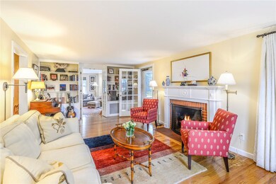 62 Meshanticut Valley Pkwy, Cranston, RI 02920 - photo 4