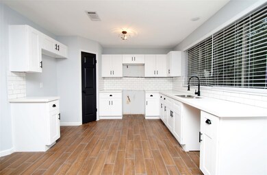 8023 Sunny Ridge Dr, Houston, TX 77095 - photo 6