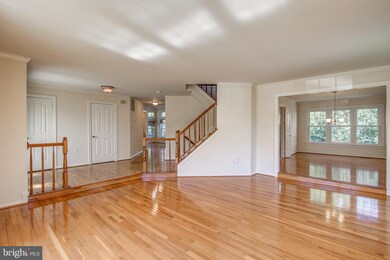 305 Argosy Dr, Gaithersburg, MD 20878 - photo 7