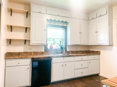 211 Shelbyville Mills Rd, Shelbyville, TN 37160 - photo 5