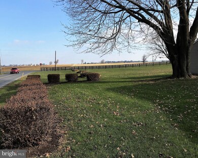 100 Ricklin Dr, Leacock-Leola-bareville, PA 17540 - photo 5