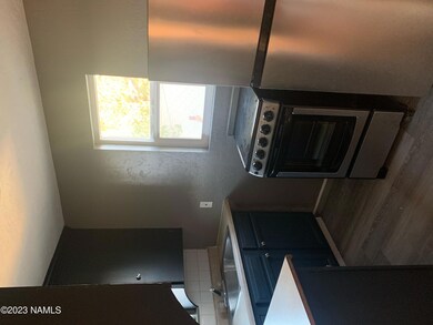 814 N Winslow Ave, Winslow, AZ 86047 - photo 6