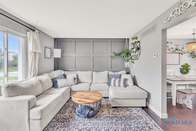 2205 Dahlia Cir, Toledo, OH 43611 - photo 7