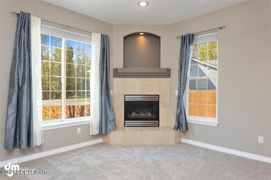 05-Living Room_SOPH4104