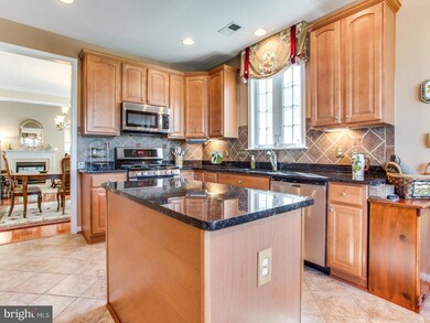 6101 Beton Ct, Gainesville, VA 20155 - photo 4