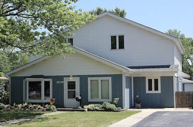 18739 Henry St, Lansing, IL 60438 - photo 2