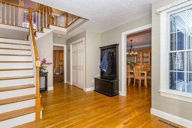 4 Settlers Way, South Easton, MA 02375 - photo 2