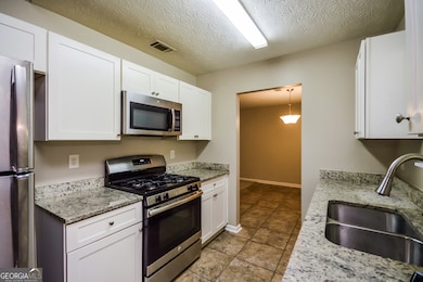 2050 Downs Place, Lithonia, GA 30058 - photo 5