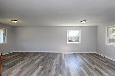 142 Northmont Dr, Statesville, NC 28625 - photo 4