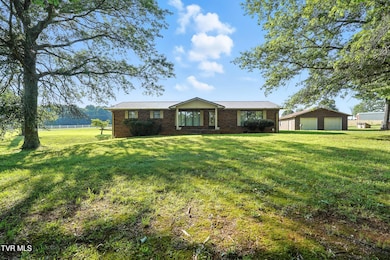 129 Glendale Rd, Limestone, TN 37681 - photo 3