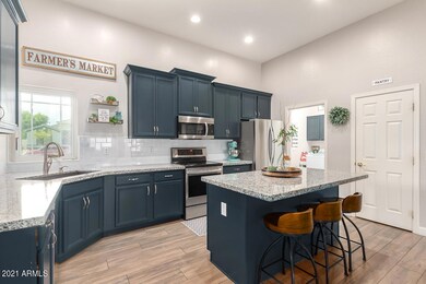 Stainless appliances & island
