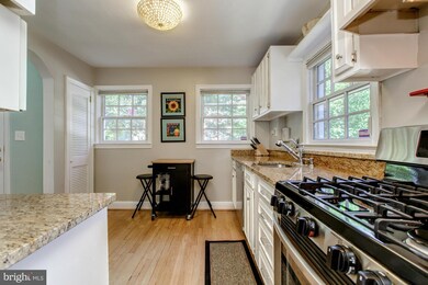 1216 Portner Rd, Alexandria, VA 22314 - photo 5