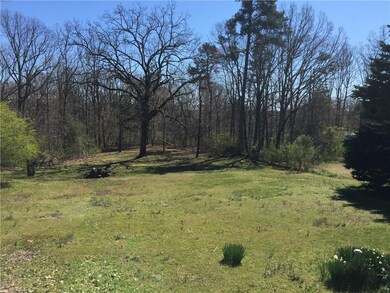 1729 Zoo Pkwy, Asheboro, NC 27205 - photo 3