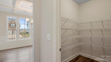 651 Fox Cove Rd, Hendersonville, NC 28792 - photo 6