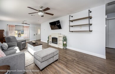 37 Franklin Ln-6