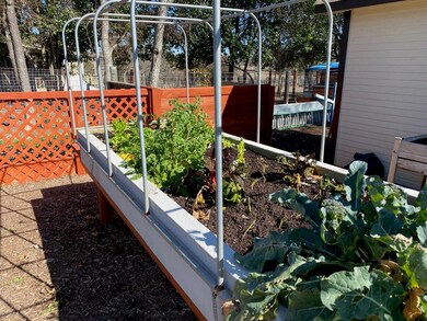 Above ground bed