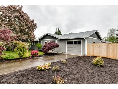 635 Meadow Ln, Creswell, OR 97426 - photo 2