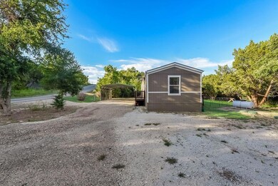 2409 Creekview Dr, Granbury, TX 76048 - photo 3