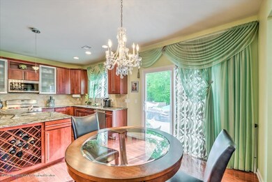 12-KITCHEN