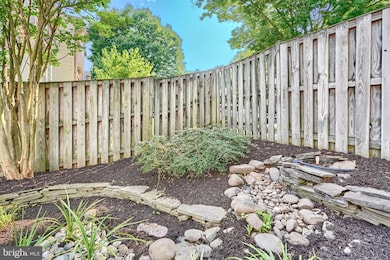 9950 Sherwood Farm Rd, Owings Mills, MD 21117 - photo 6