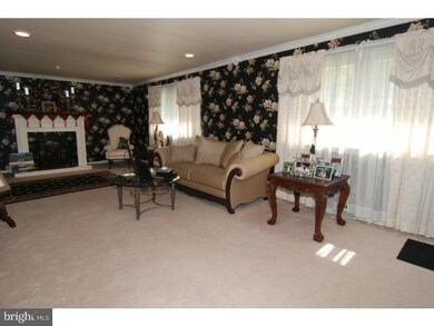 1410 Alsace Rd, Reading, PA 19604 - photo 6
