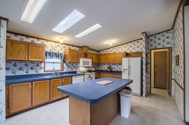 1769 Winchester Rd W, Bucyrus, OH 44820 - photo 5