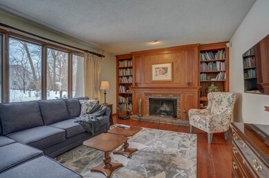 6158 Knollwood Dr, Oregon, WI 53575 - photo 2