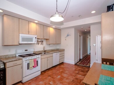 240 Franklin St unit 7, Cambridge, MA 02139 - photo 3