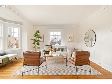 2083 NW Johnson St unit 52, Portland, OR 97209 - photo 4