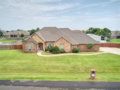 4624 Crestmere Ln, Edmond, OK 73025 - photo 2