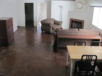 420 E Geronimo Bluff Loop, Tucson, AZ 85705 - photo 3