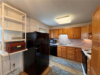 1562 Catasauqua Rd, Bethlehem, PA 18017 - photo 5