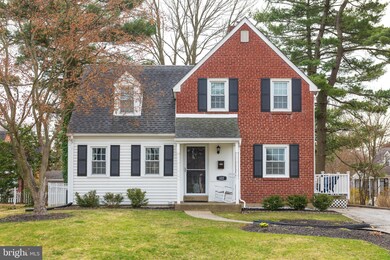 322 Harding Ave, Folsom, PA 19033 - photo 2