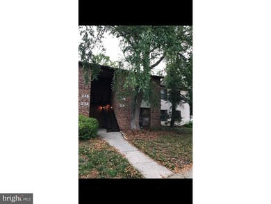 21 Sumac Ct, Mount Laurel, NJ 08054 - photo 2