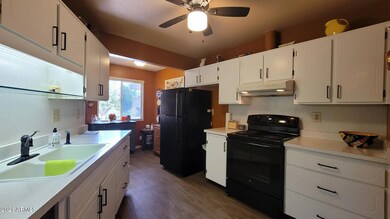 13863 N 109th Ave unit 17J, Sun City, AZ 85351 - photo 2