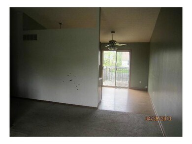 5329 Cherry Bud Ct, Columbus, OH 43228 - photo 3