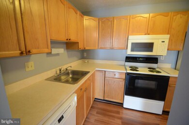 2106 Whitehall Rd unit 1C, Frederick, MD 21702 - photo 6