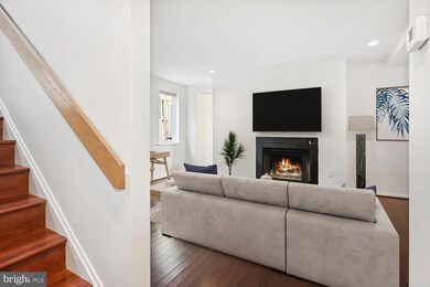 1236 31st St NW unit 4, Washington, DC 20007 - photo 4