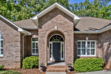 02_SeminoleLane_120_FrontPortico