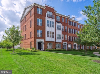 23500 Belvoir Woods Terrace, Ashburn, VA 20148 - photo 2