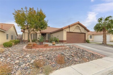 2658 Holy Cross Dr, Las Vegas, NV 89156 - photo 2