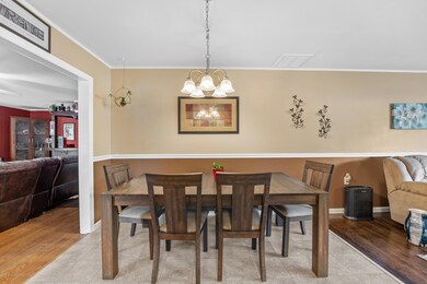 dining1-Edit