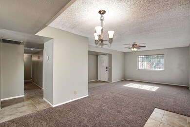 1012 W Ivanhoe St (7)