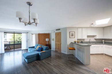 Eaton Crest unit 309, Los Angeles, CA 90042 - photo 2