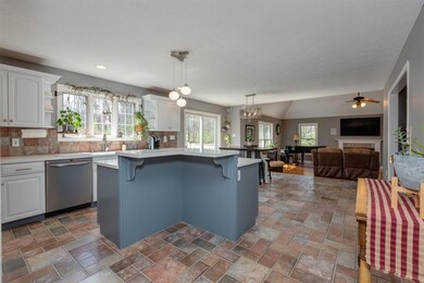 15 Mitchell Pond Rd, Windham, NH 03087 - photo 6